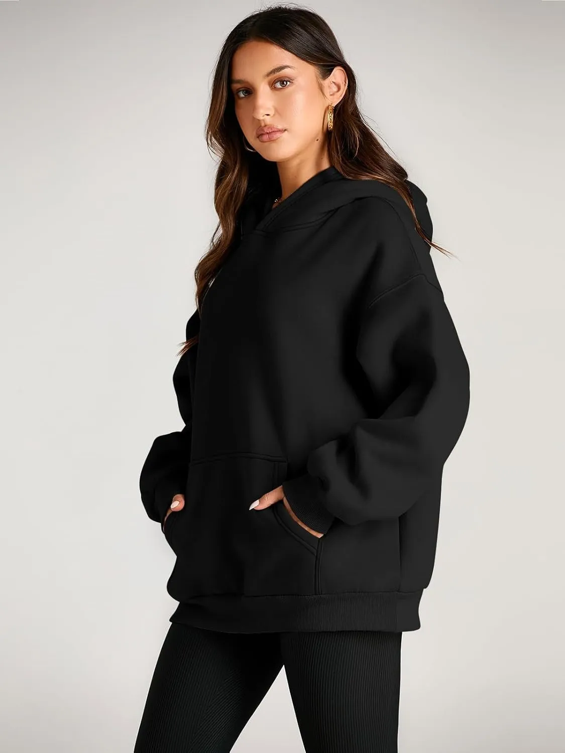Women’s Oversized Fleece Hoodie – Cozy Pullover Sweatshirt with Pocket for Fall & Winter