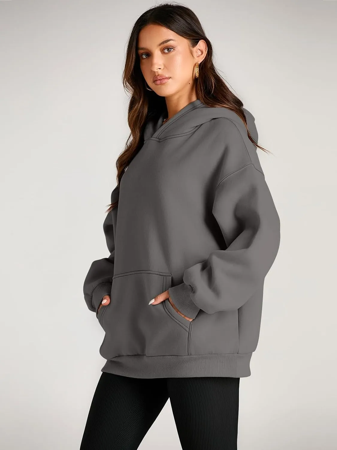 Women’s Oversized Fleece Hoodie – Cozy Pullover Sweatshirt with Pocket for Fall & Winter