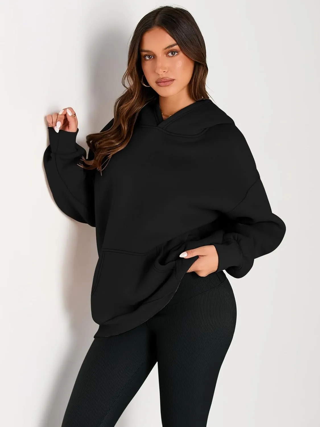 Women’s Oversized Fleece Hoodie – Cozy Pullover Sweatshirt with Pocket for Fall & Winter