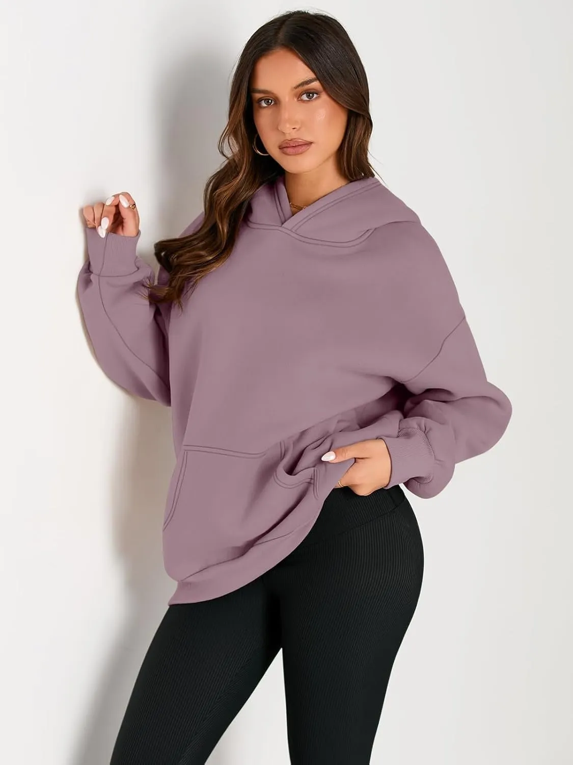 Women’s Oversized Fleece Hoodie – Cozy Pullover Sweatshirt with Pocket for Fall & Winter