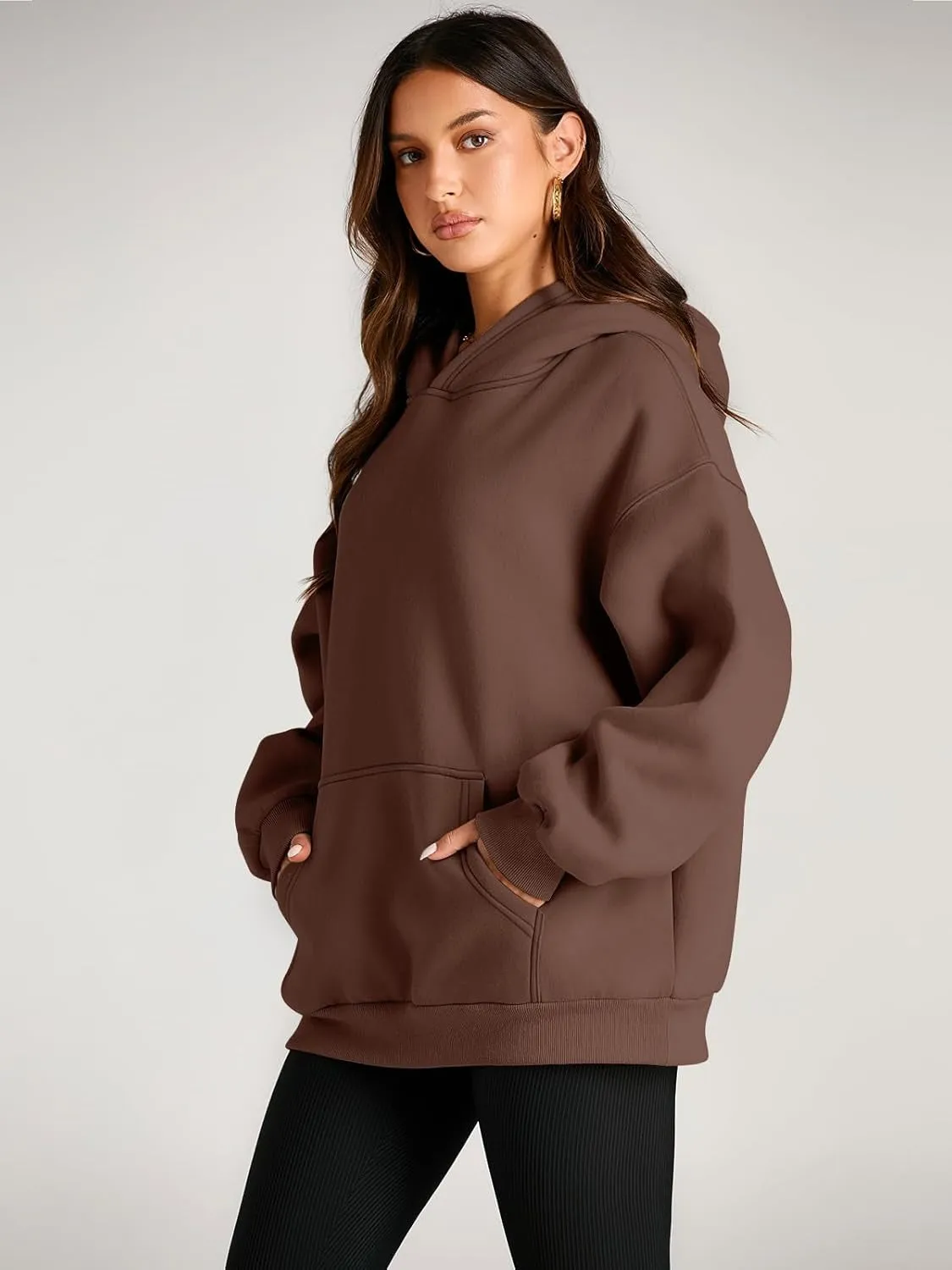 Women’s Oversized Fleece Hoodie – Cozy Pullover Sweatshirt with Pocket for Fall & Winter